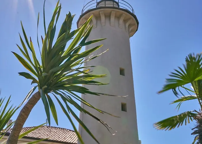 Comfortable Flat With Sea View In Appartamento