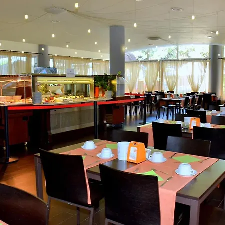 Comfortable Flat With Sea View In 비비오네