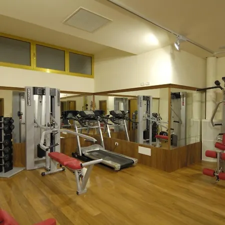 Comfortable Flat With Sea View In * 비비오네