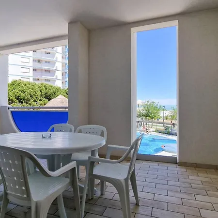 Comfortable Flat With Sea View In Μπιμπιόνε
