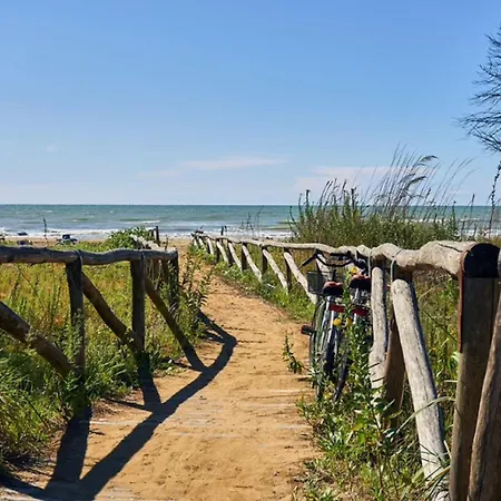 Διαμέρισμα Comfortable Flat With Sea View In