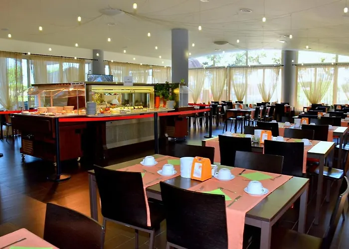 Comfortable Flat With Sea View In Бібіоне