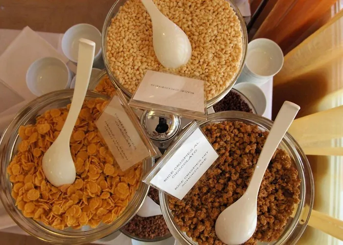 Comfortable Flat With Sea View In *